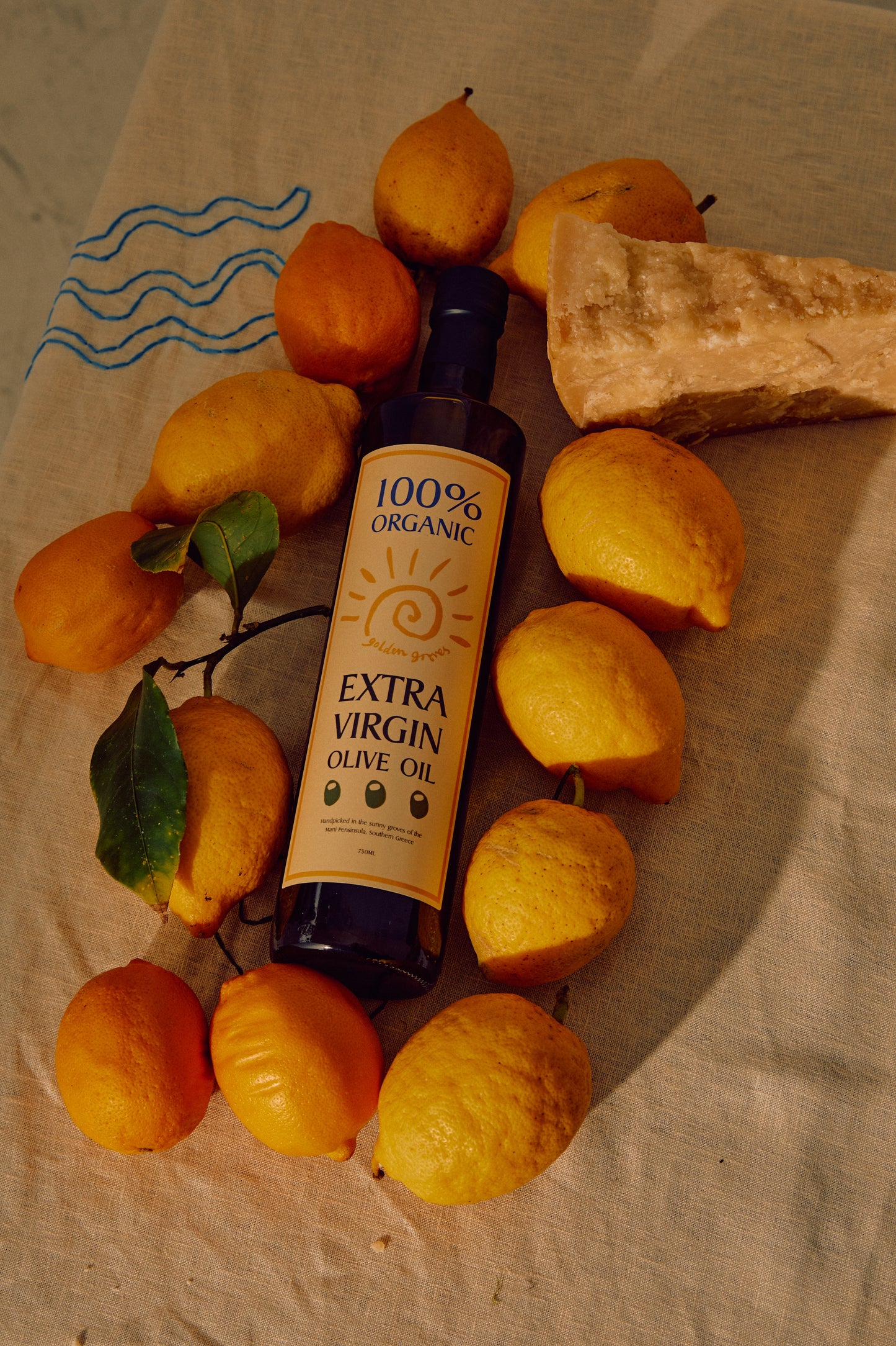 GOLDEN GROVES OLIVE OIL